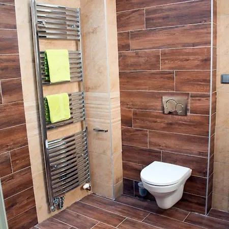 Elvira V Soukromem شقة