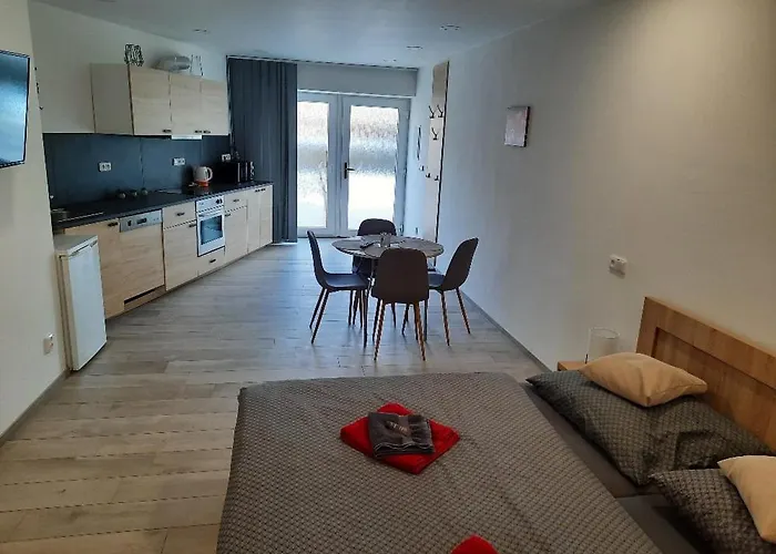 Apartment Elvira V Soukromem